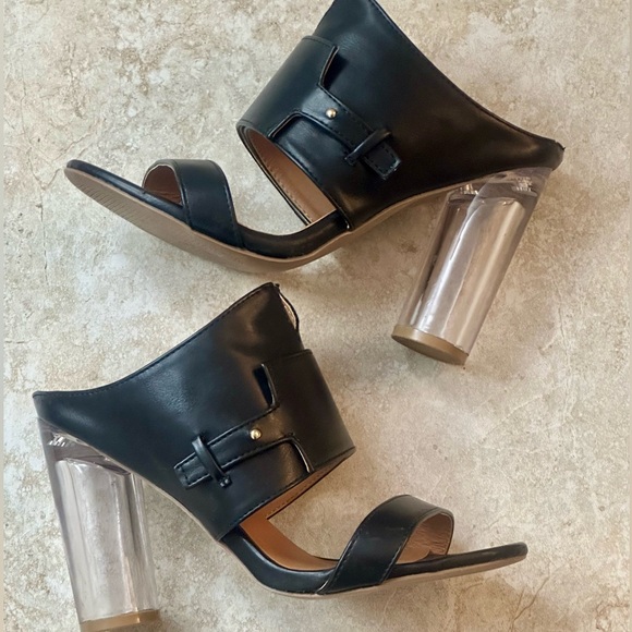 Qupid Black with Clear High Heels - Picture 2 of 8